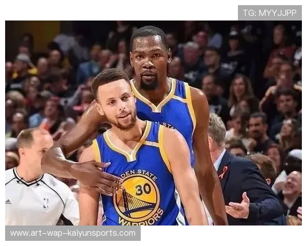 勇士凭借全队高效表现击败太阳，重返西部前六，勇士出场