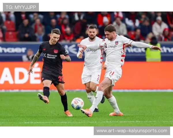 勒沃库森阵型变化灵活