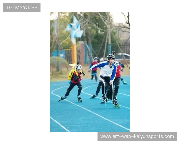 “东安湖体育公园赛场：跑酷挑战不断，选手精彩绝伦”